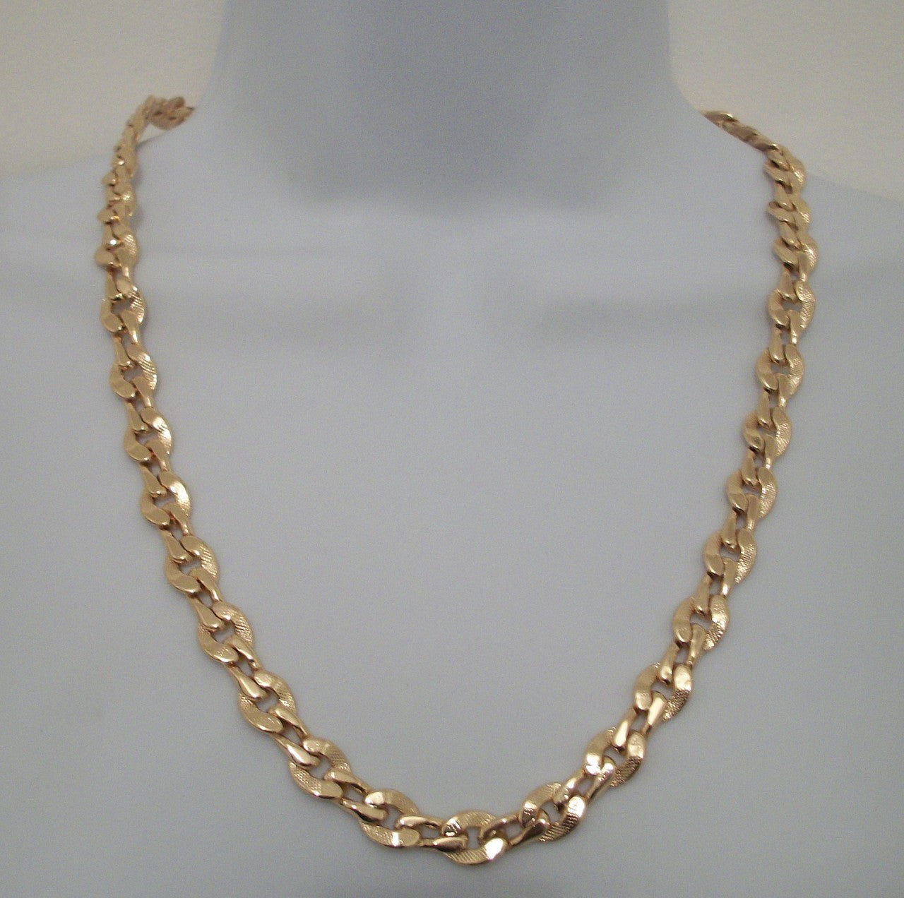 Wavy Dot Link Necklace