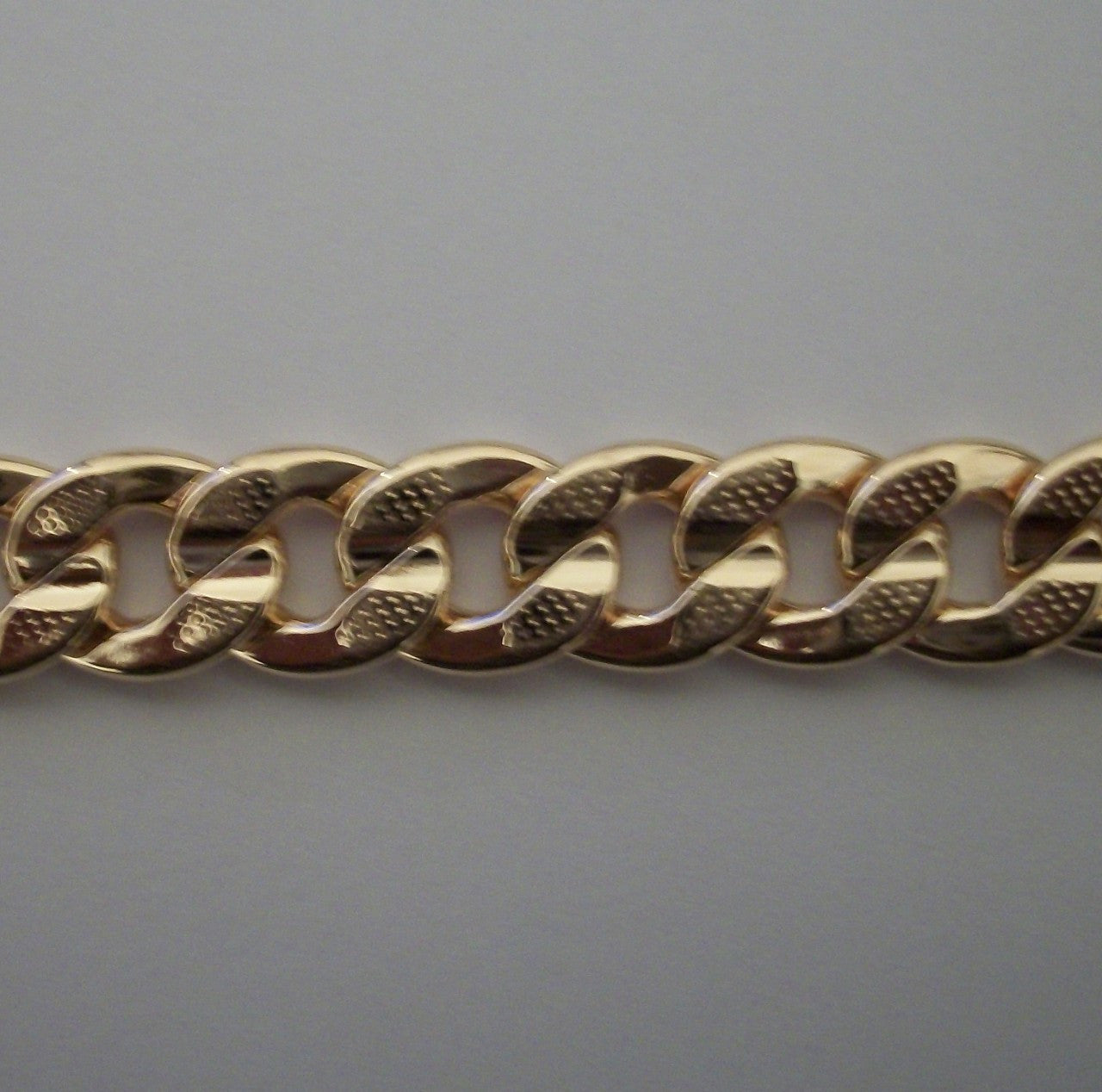 Oversized Gold Dot Link Bracelet